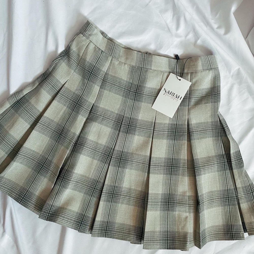 NEW Plaid skirt